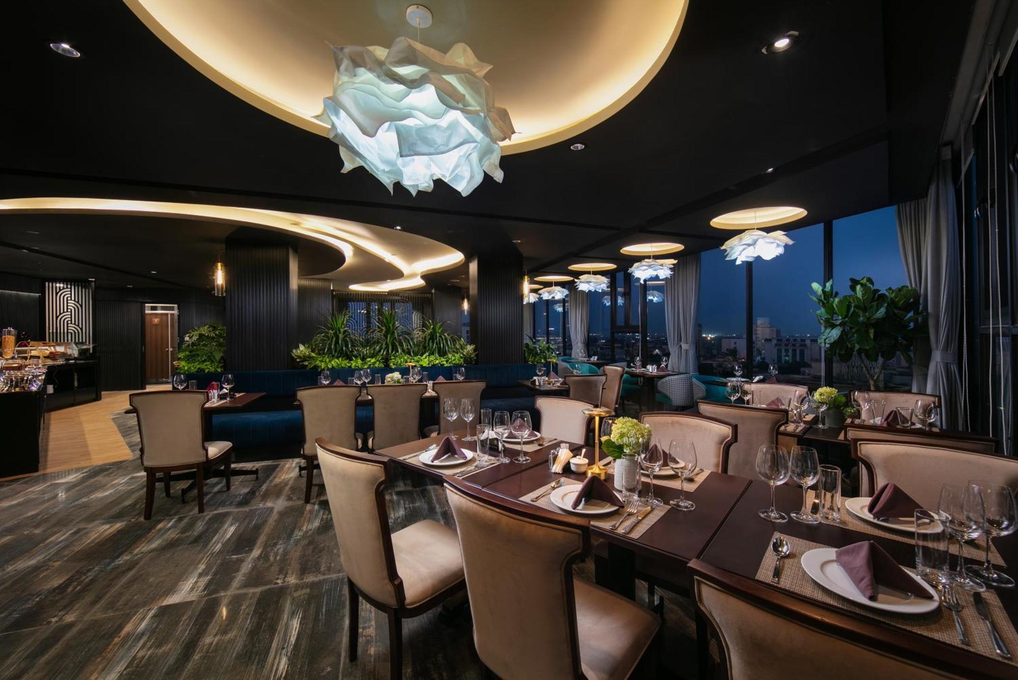 May De Ville Corner Hotel Hanoi Dış mekan fotoğraf