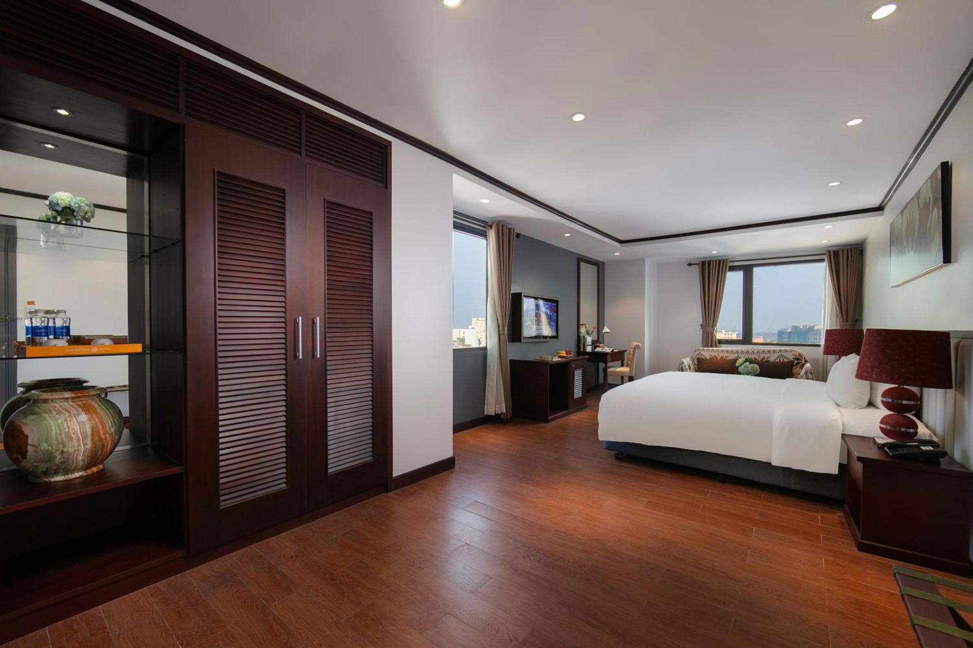 May De Ville Corner Hotel Hanoi Dış mekan fotoğraf