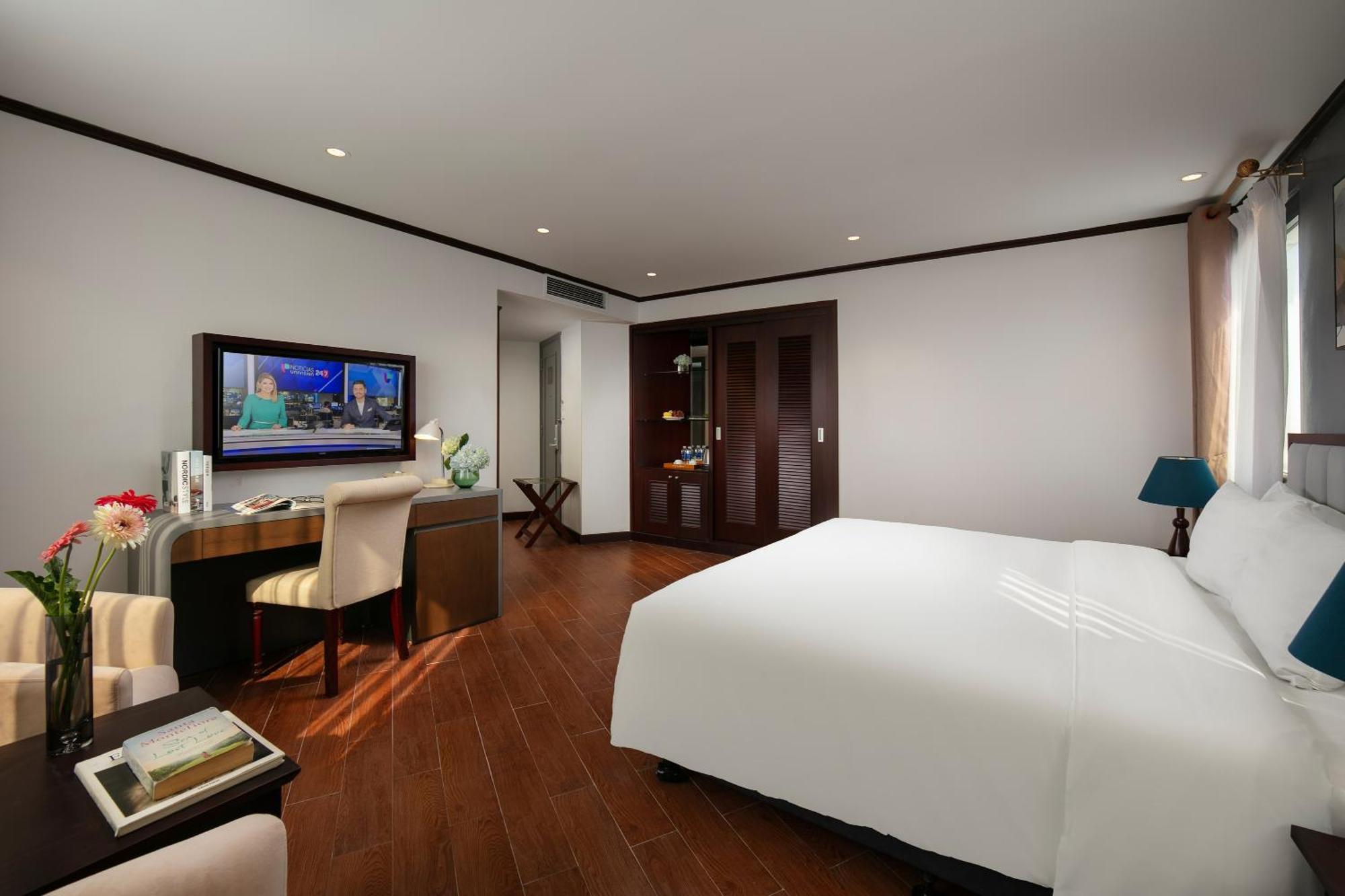 May De Ville Corner Hotel Hanoi Dış mekan fotoğraf